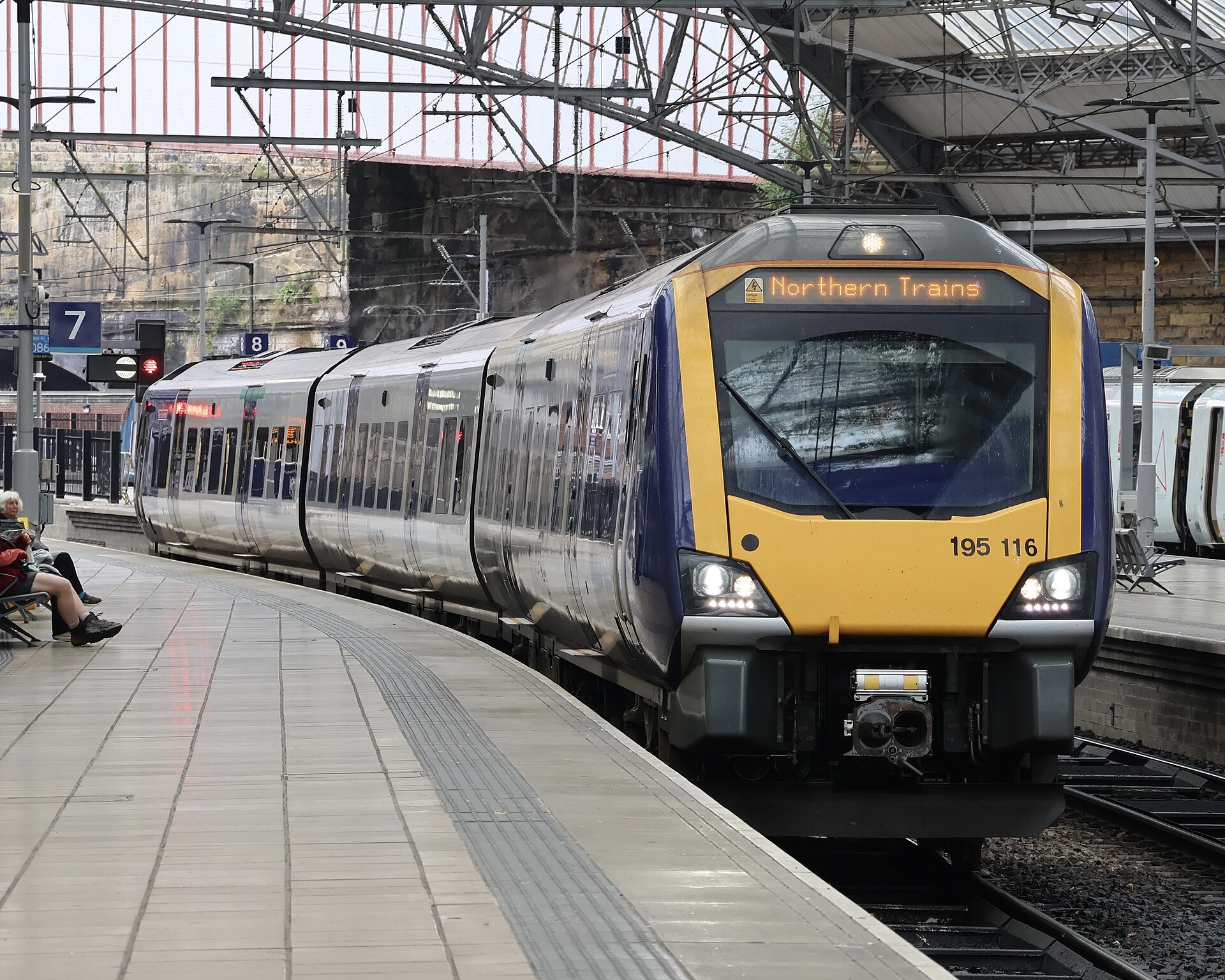 Class 195 (Civity) train
